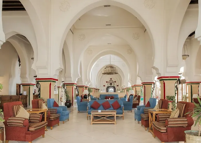 Otel Continental Plaza 4*
