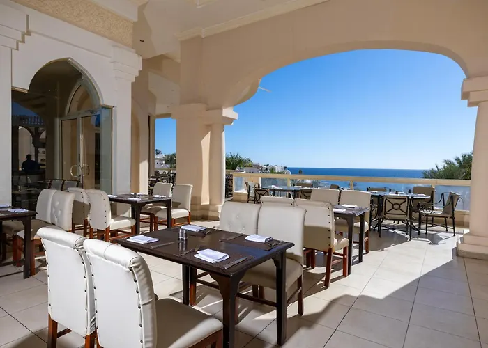 Otel Continental Plaza 4*