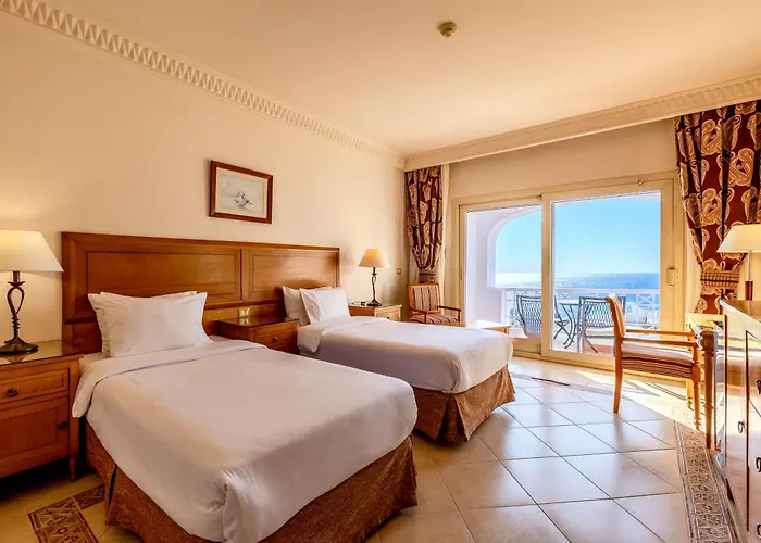 Continental Plaza Otel 4*