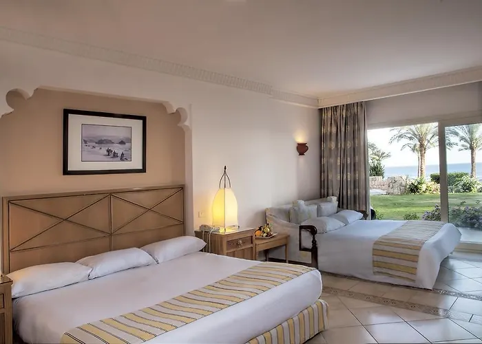 Continental Plaza Otel